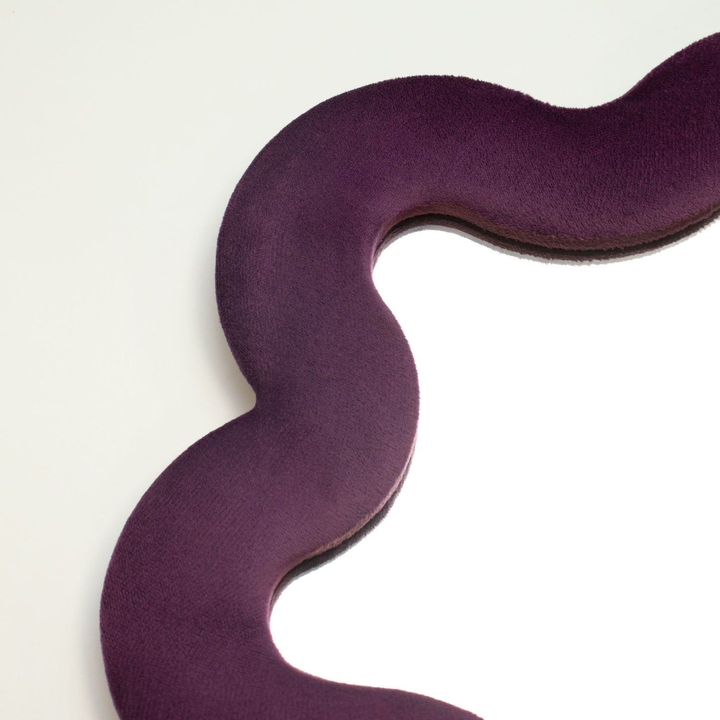 Soft Squiggly Star Mirror – Mauve Kids Mirror